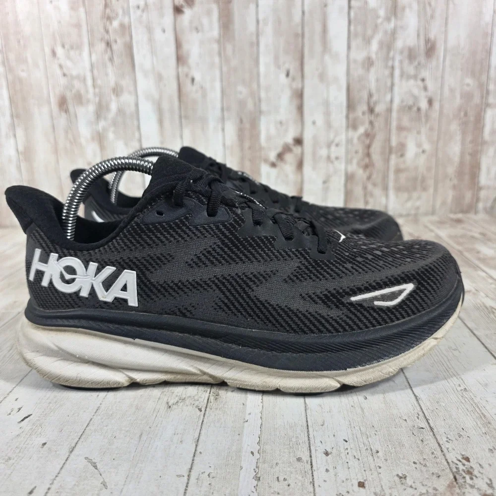 Hoka Clifton 9 Womens Running Shoes Black White 1127896 BWHT Size 9B